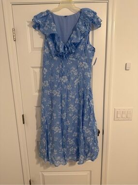 Old Navy Light Blue Floral Midi Dress